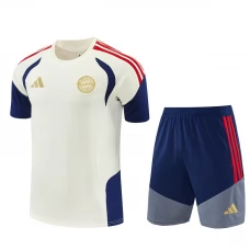 Tepláková Souprava(Dres+Shorts) FC Bayern Mnichov Dětský 2026-27 Žlutá